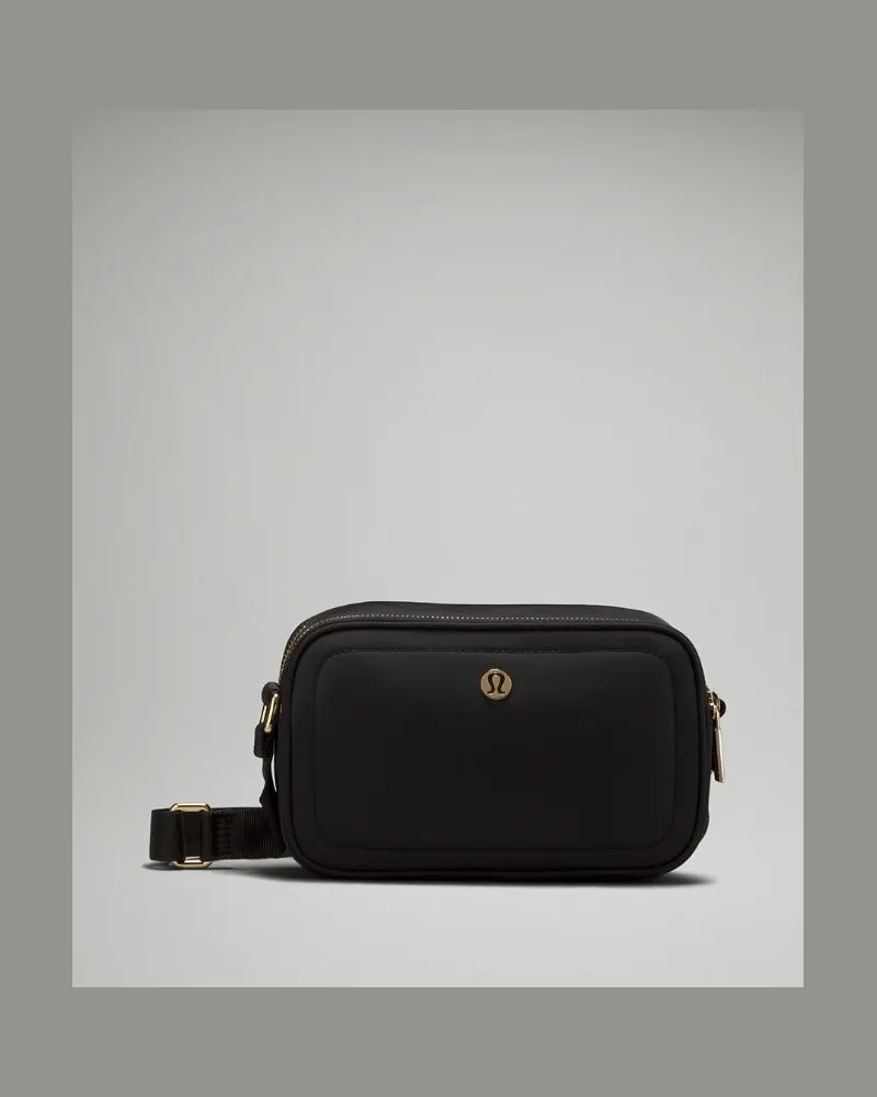 LULULEMON Umhängetasche Größe in Black/Gold Black