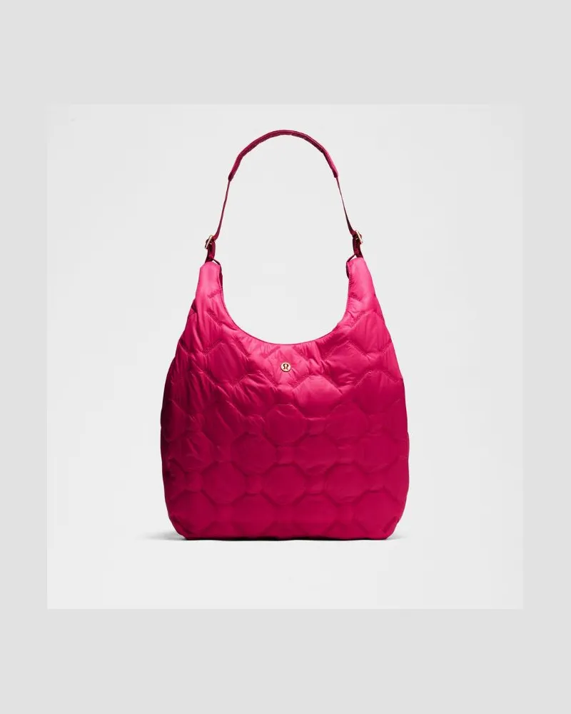 LULULEMON Quilty Pleasures Schultertasche 14 L – Größe in Berry Rumble Berry