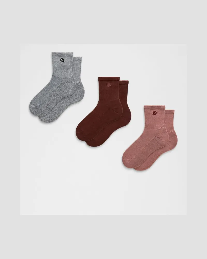 LULULEMON Daily Essential Knöchelhohe Socken Unisex 3er-Pack – Größe in Red Clay/Heathered Core Light Grey/Rockwood Red
