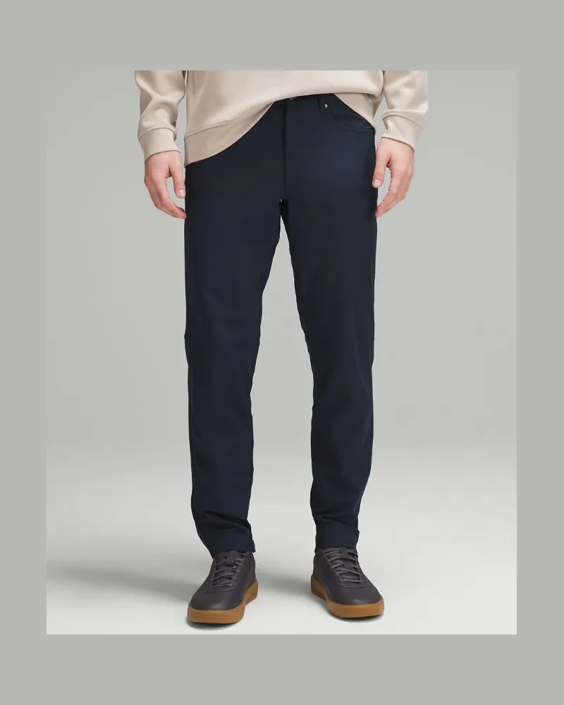 LULULEMON ABC Hose im Classic Fit mit 5 Taschen Warpstreme für Männer – 81 cm – Größe in True Navy True