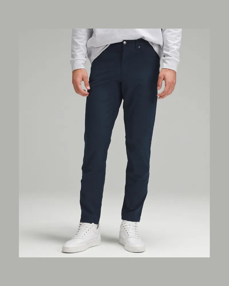LULULEMON ABC Hose im Classic Fit mit 5 Taschen Warpstreme für Männer – 81 cm – Größe in True Navy True