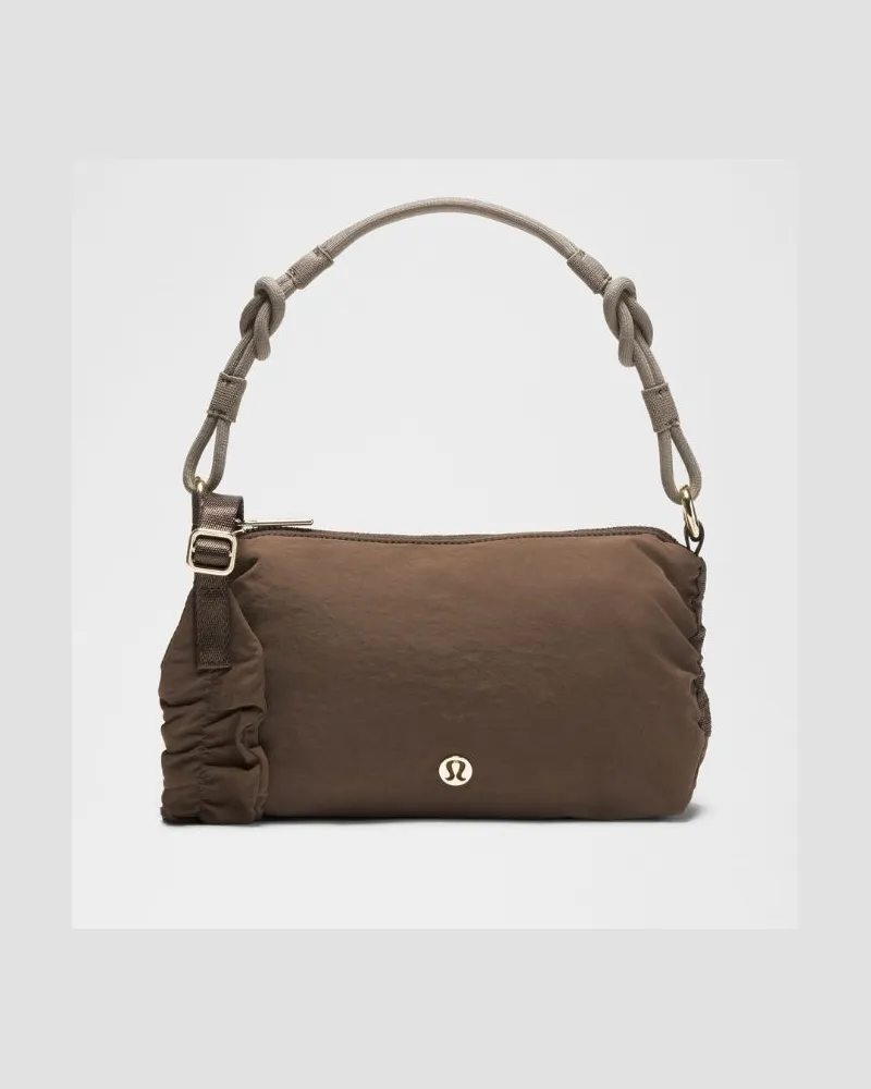 LULULEMON Mini-Schultertasche mit gerafftem Riemen 1 Gold – Größe Walnut
