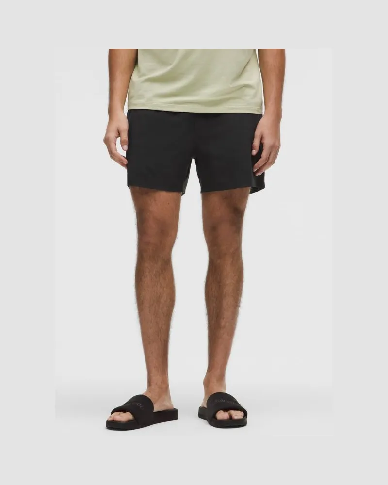LULULEMON Badeshorts Ohne Liner für Männer – 13 cm – Größe in Black Black