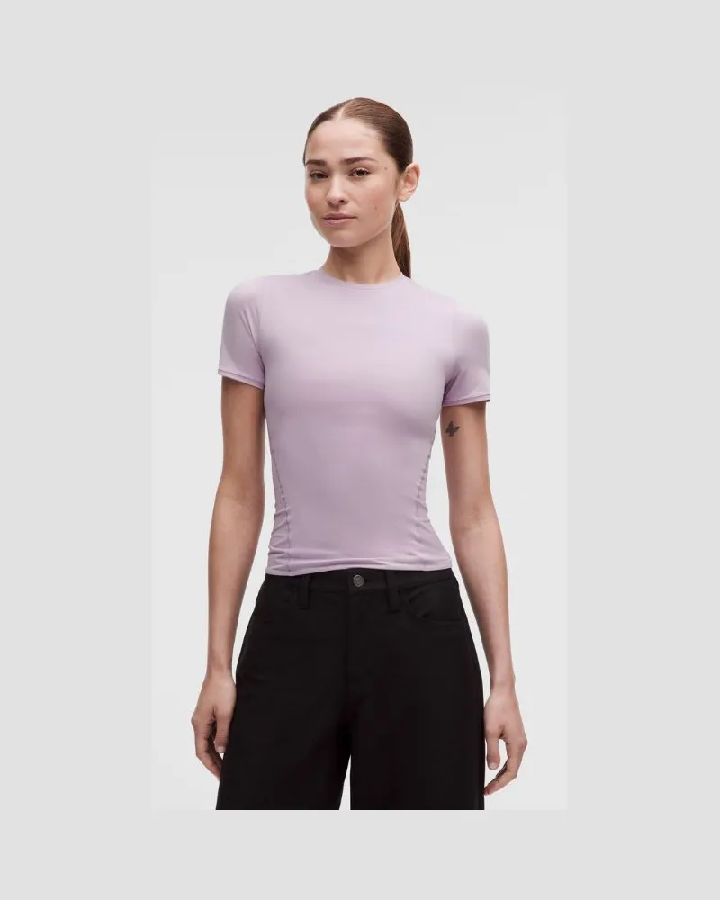 LULULEMON Wundermost Hüftlanges Kurzarmshirt mit Rundhalsausschnitt aus Ultra-Soft Nulu für Frauen – Größe in Lilac Play Lilac