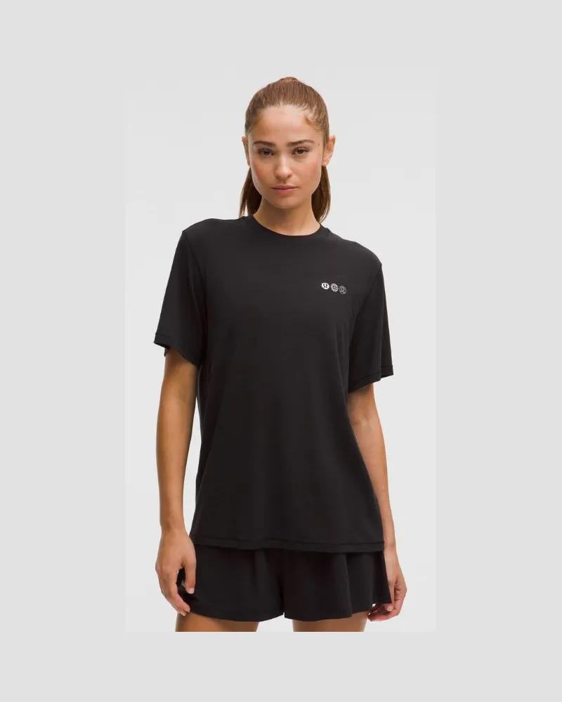 LULULEMON Trainings-Kurzarmshirt aus Jersey Grafik für Frauen – Größe in Black Black