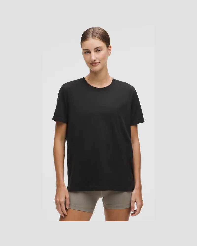 LULULEMON Swiftly Relaxed Kurzarmshirt e Passform für Frauen – Größe in Black Black