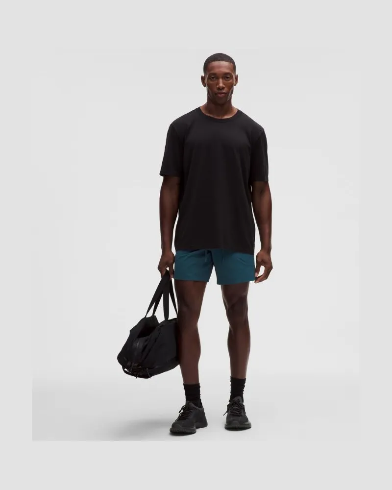 LULULEMON License to Train Shorts ohne Liner für Männer – 18 cm – Größe in Remixed Marine Remixed