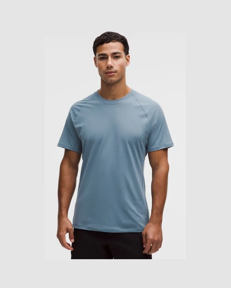 LULULEMON Repper Short-Sleeve Shirt für Männer – Größe in Steel Blue Steel