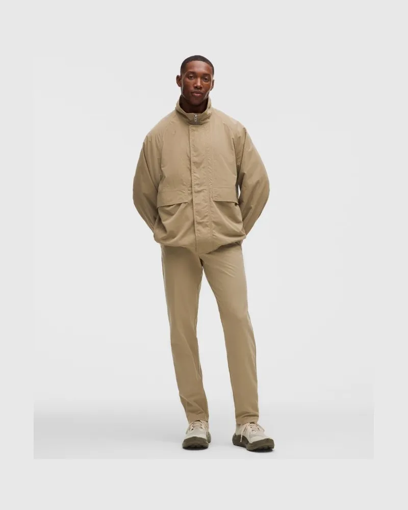 LULULEMON ABC Chino-Hose im Classic Fit Warpstreme für Männer – 81 cm – Khaki – Größe Oakwood