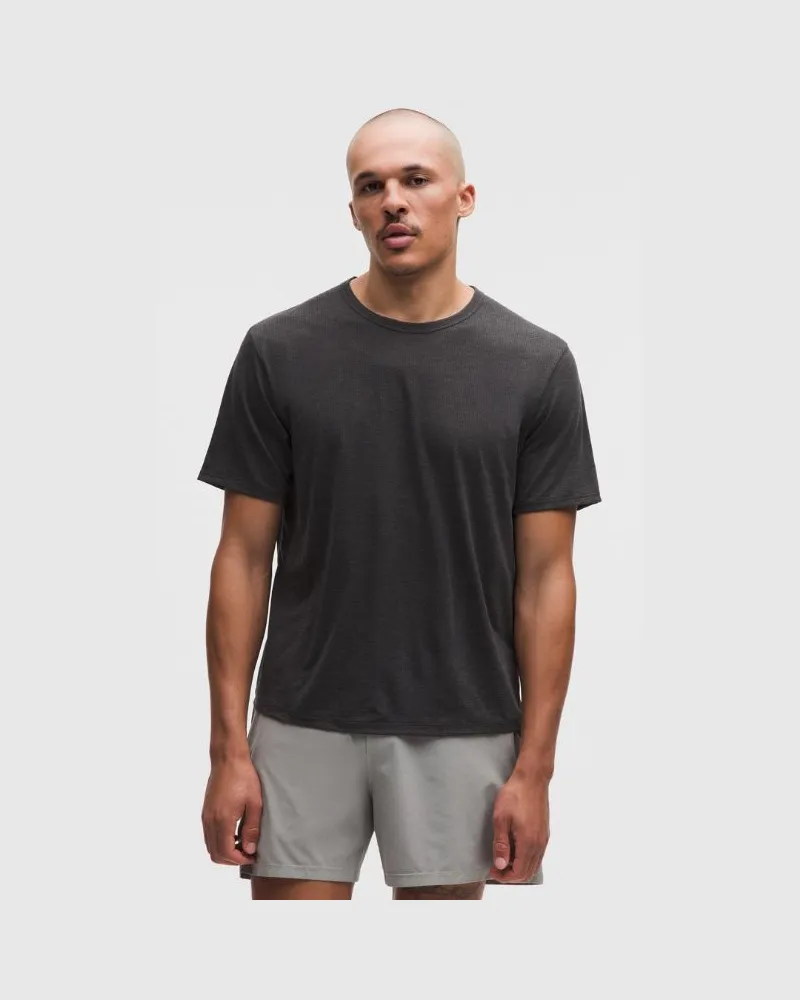 LULULEMON Mile Maker -T-Shirt für Männer – Größe in Heathered Black Heathered
