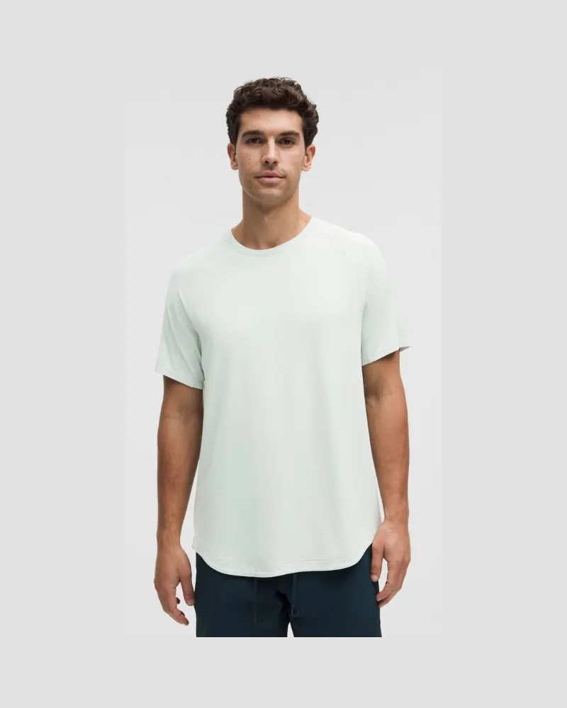 LULULEMON License to Train Kurzarmshirt für Männer – Größe in Pelican Pelican