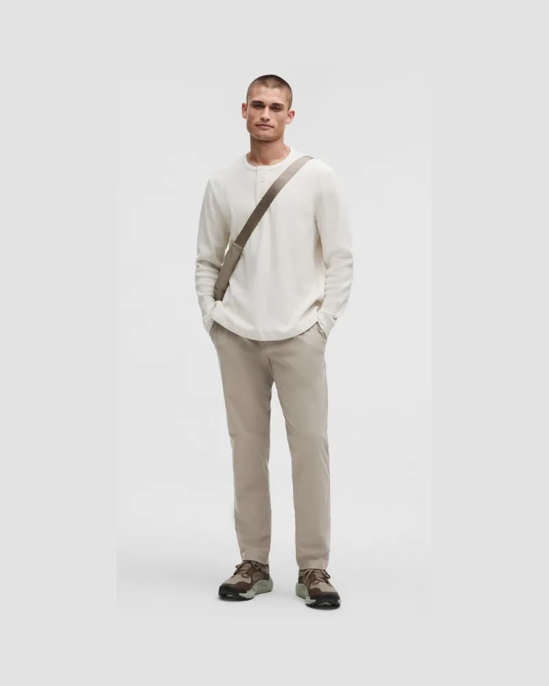 LULULEMON ABC Chinohose im Classic Fit Stretch- VersaTwill für Männer – 81 cm – Khaki – Größe Warm