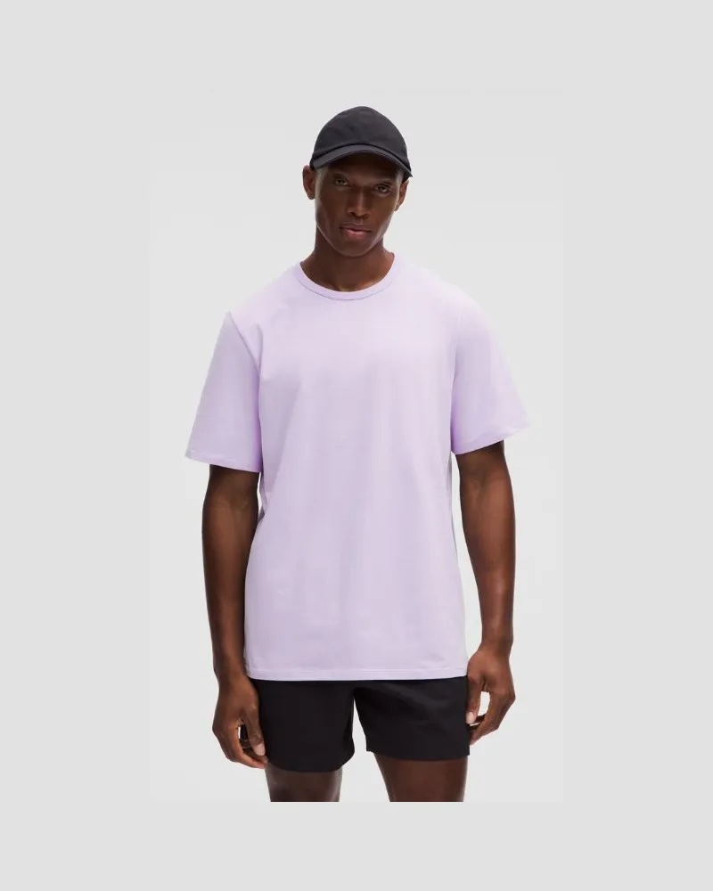 LULULEMON T-Shirt aus Bio- im Classic Fit für Männer – Größe in Lavender Frost Lavender