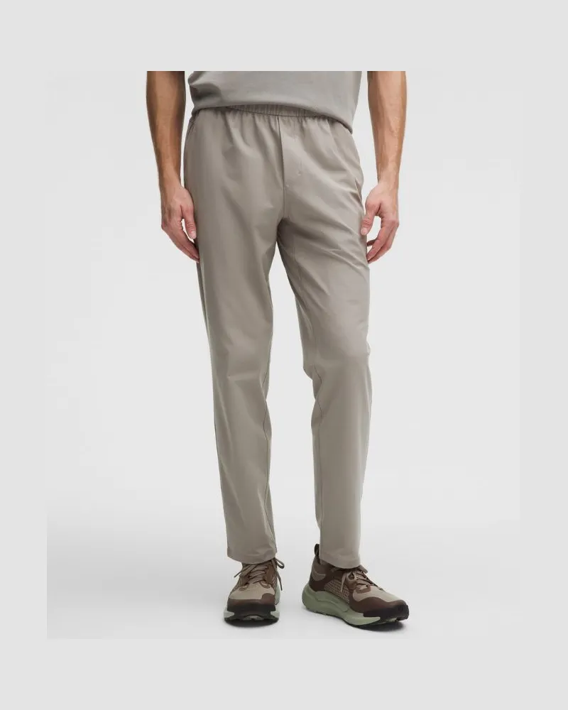 LULULEMON ABC Pull-on-Hose aus Warpstreme im Slim Fit Normale Länge für Männer – Khaki – Größe Warm