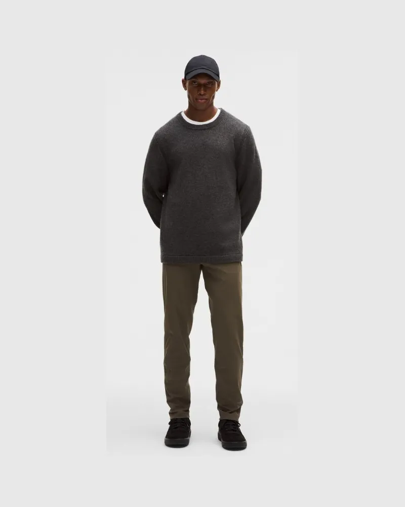 LULULEMON ABC Hose im Slim Fit mit 5 Taschen Warpstreme für Männer – 81 cm – Größe in Olive Brown Olive