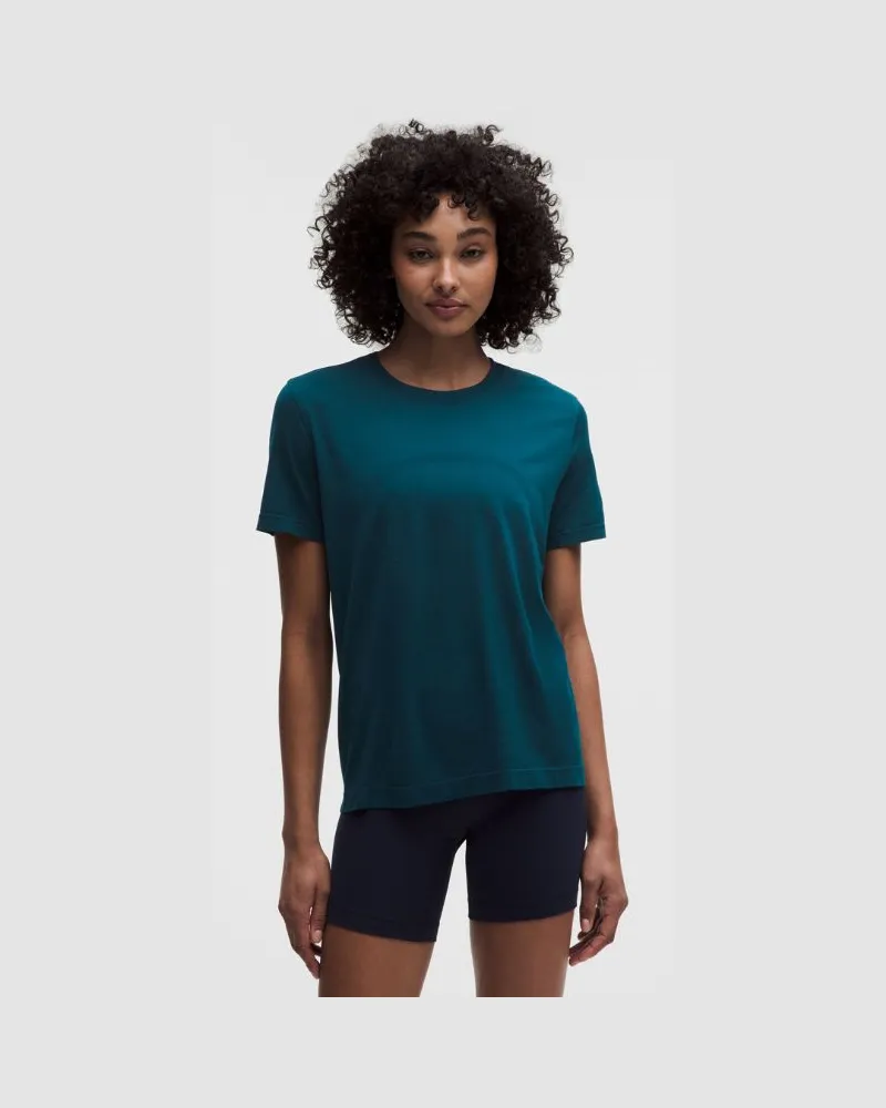 LULULEMON Swiftly Relaxed Kurzarmshirt e Passform für Frauen – Größe in Remixed Marine Remixed