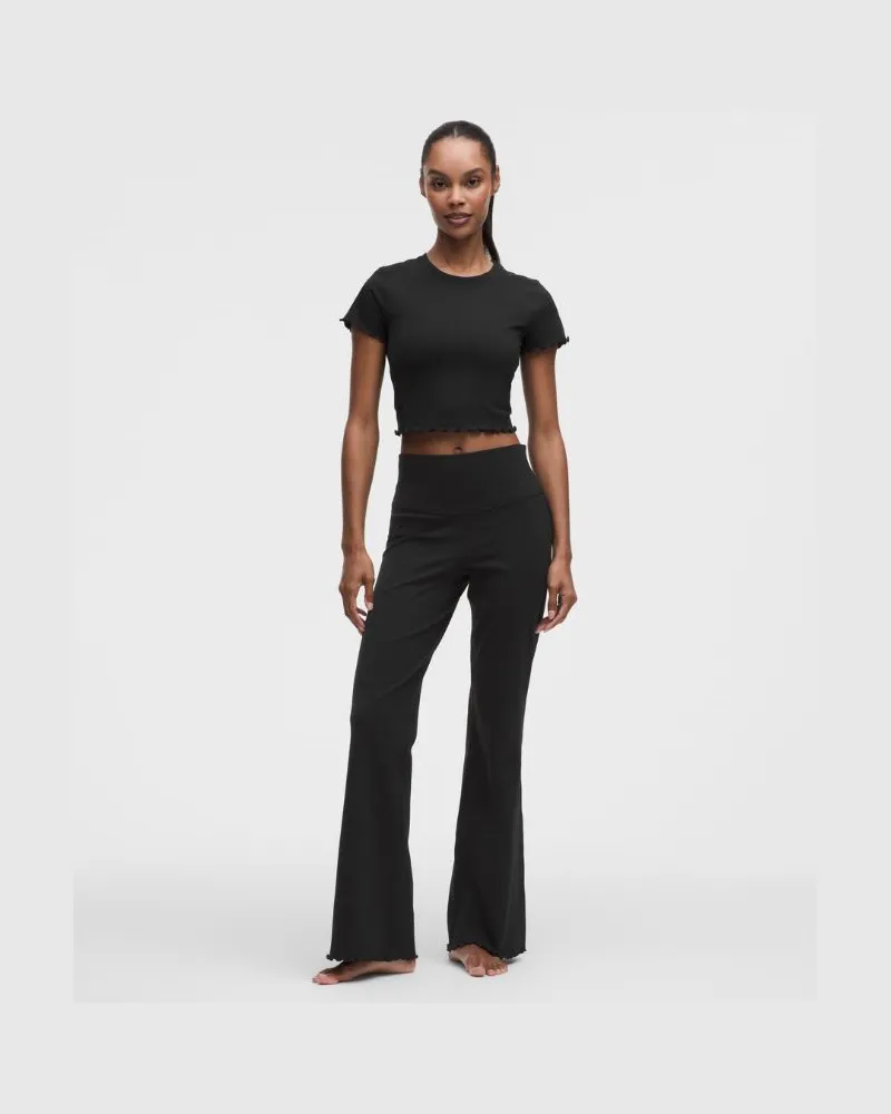 LULULEMON Align Hose mit hohem Bund, ausgestelltem Bein und gewelltem Saum für Frauen – Größe in Schwarz Schwarz