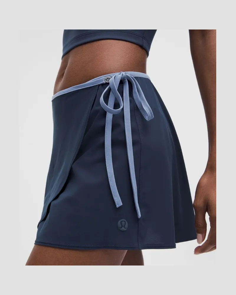 LULULEMON Tennisrock mit Wrap-Front und mittelhohem Bund für Frauen – Größe in Club Blue/Water Drop Club