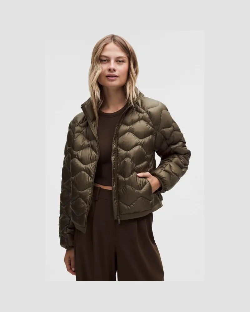 LULULEMON Featherweight 900-Down-Fill Quilted Jacket für Frauen – Größe in Olive Brown Olive