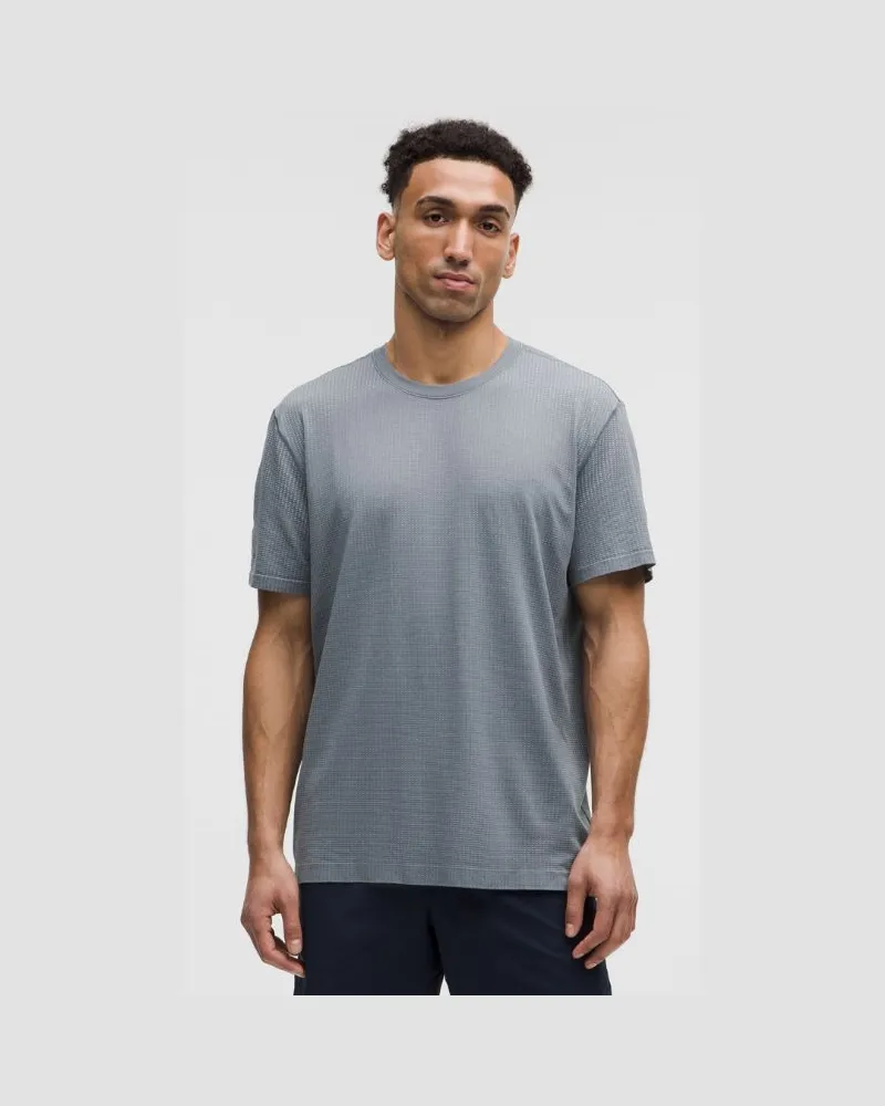 LULULEMON Metal Vent Tech Kurzarmshirt im Relaxed Fit für Männer – Größe in Vapor/Solar Grey Vapor