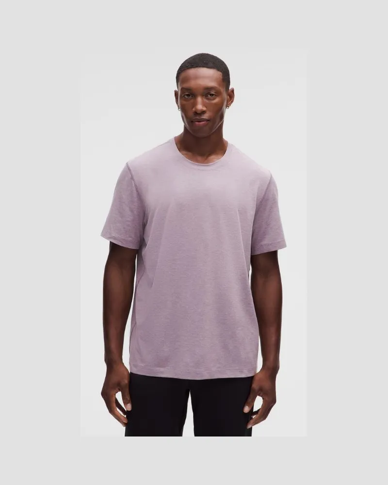 LULULEMON Soft Jersey Kurzarmshirt für Männer – Größe in Heathered Lotus Lavender/Heathered Lilac Play Heathered