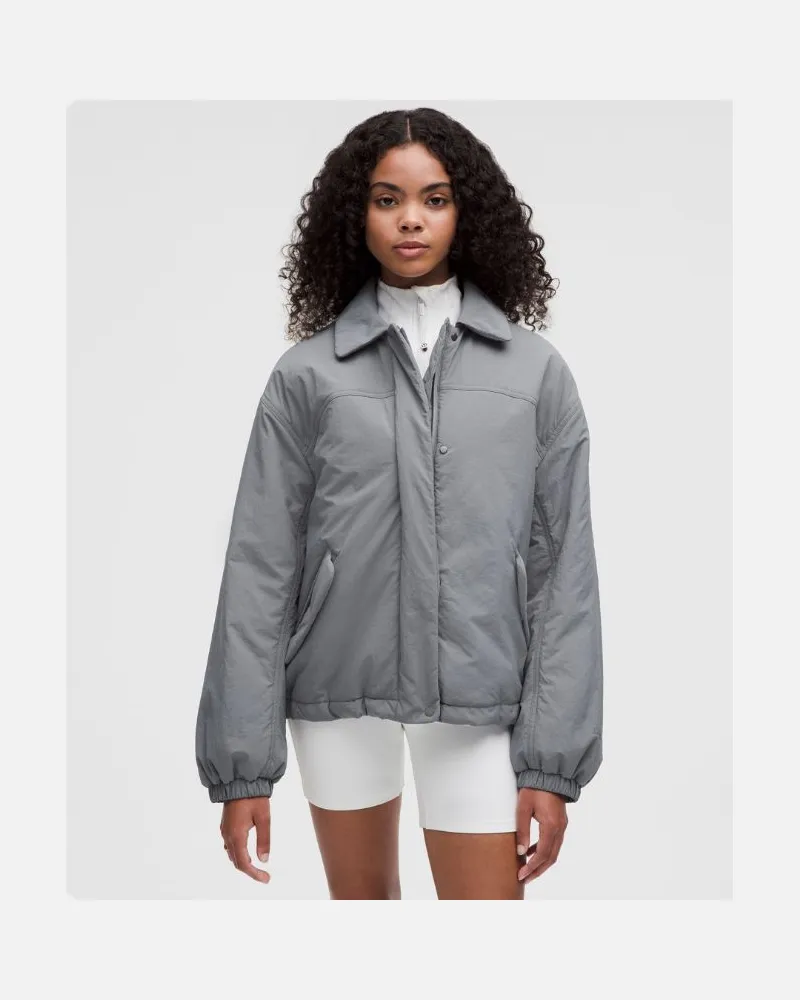 LULULEMON Isolierte Jacke mit Kragen im Oversized Fit für Frauen – Größe in Solar Grey Solar