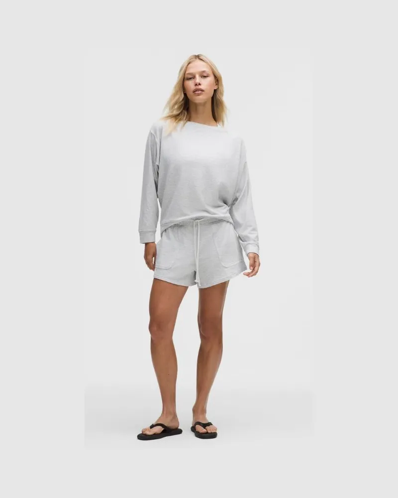LULULEMON BeCalm Mid-Rise Short 3" Fabric für Frauen – Größe in Heathered Core Ultra Light Grey Heathered