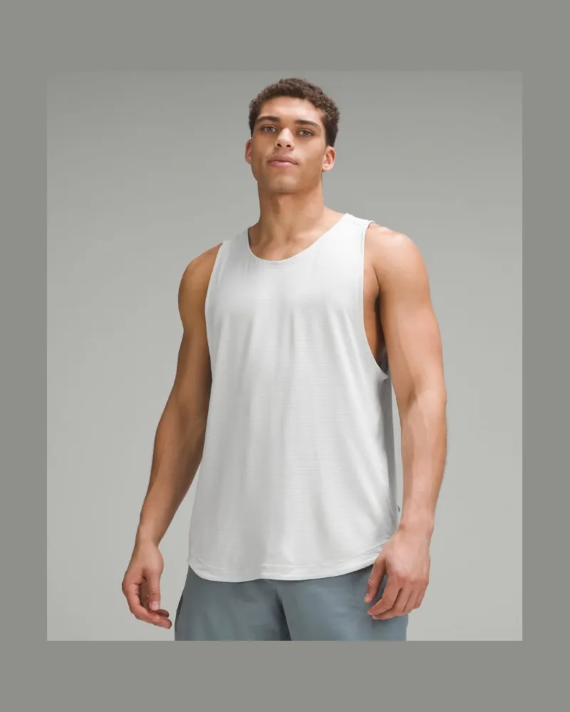 LULULEMON License to Train Tanktop für Männer – Größe in Vapor Vapor