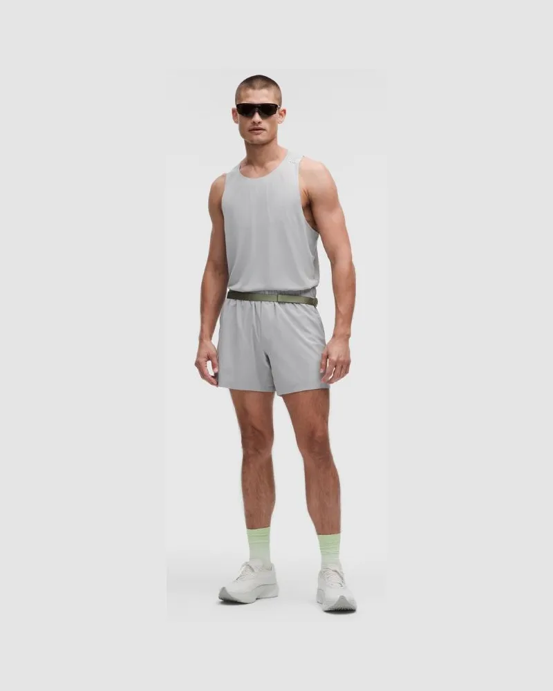 LULULEMON Mile Maker Run Crew Shorts ohne Liner aus -Stoff für Männer – 15 cm – Größe in Silver Drop Silver
