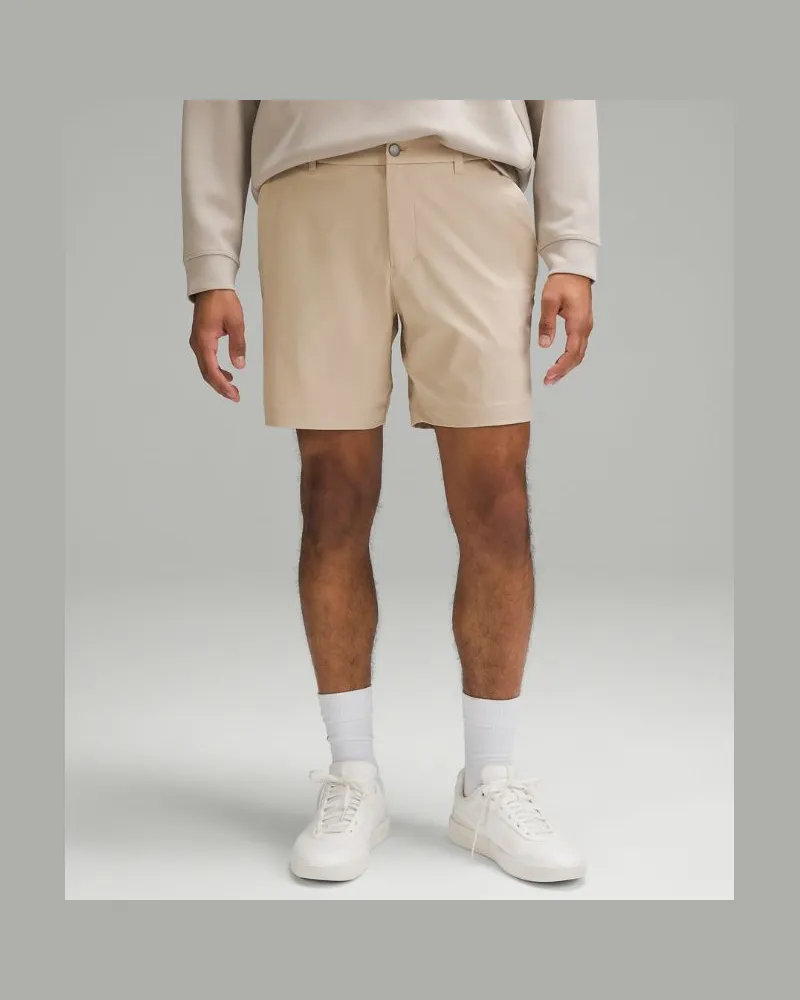 LULULEMON ABC Shorts im Classic Fit Warpstreme für Männer – 18 cm – Khaki – Größe Trench