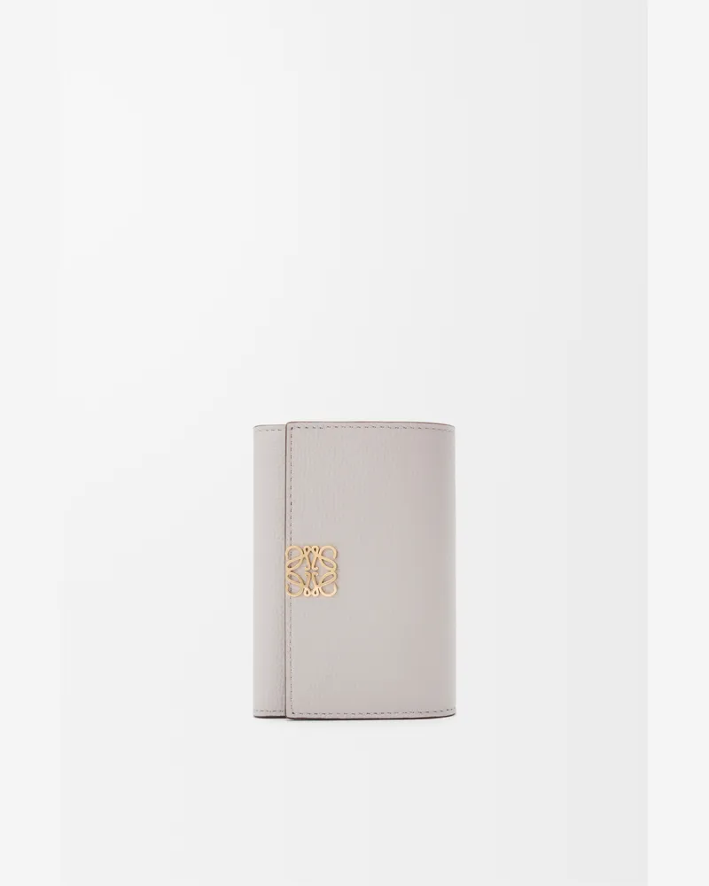 Loewe Anagram Small Vertical Wallet In Pebble Grained Leather skin Mujer Light