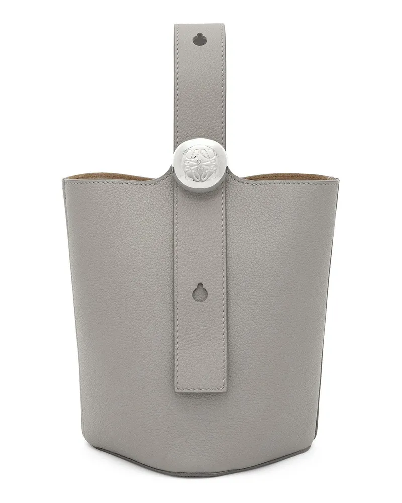 Loewe Luxury Mini Pebble Bucket bag in soft grained calfskin Pearl