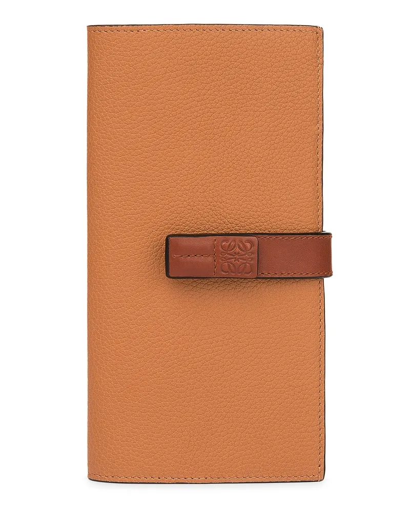 Loewe Luxury Large vertical wallet in grained calfskin Light