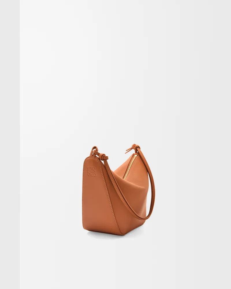 Loewe Mini Hammock Hobo In Leather skin Mujer Tan