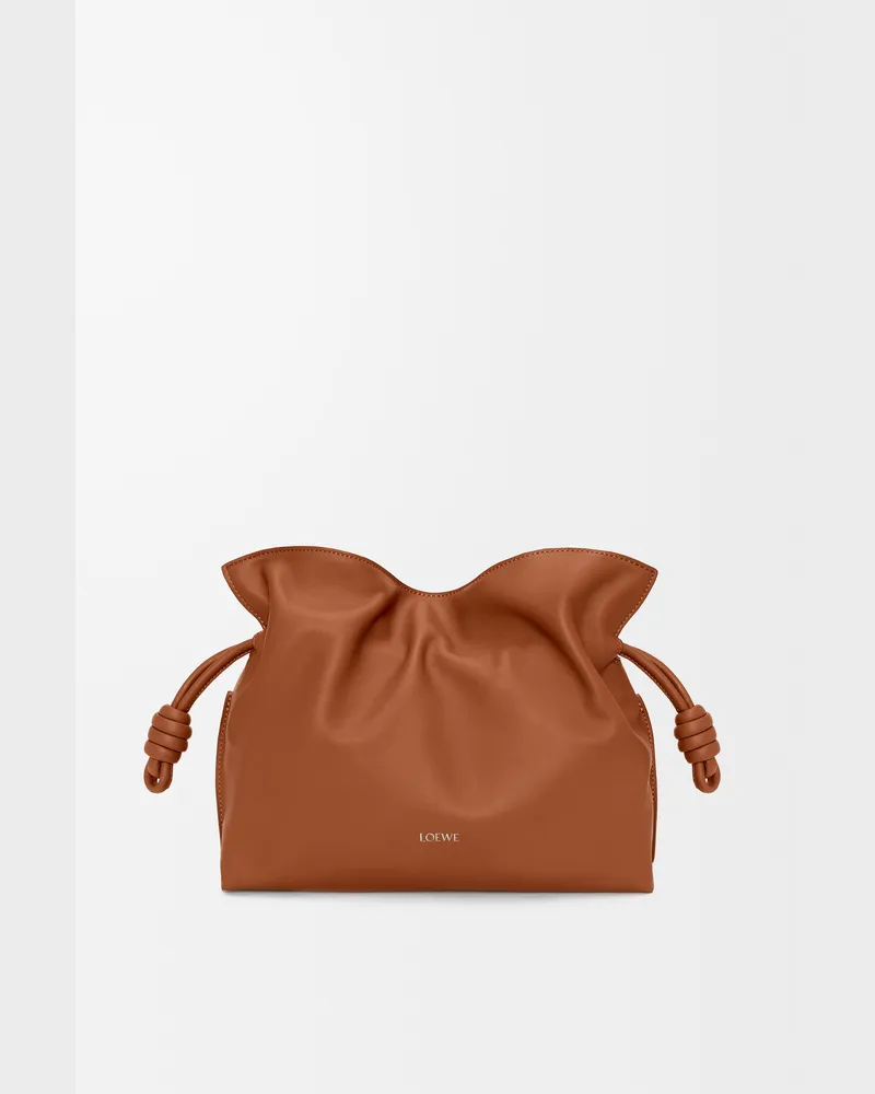 Loewe Medium Flamenco Clutch In Nappa Leather skin Mujer Squirrel