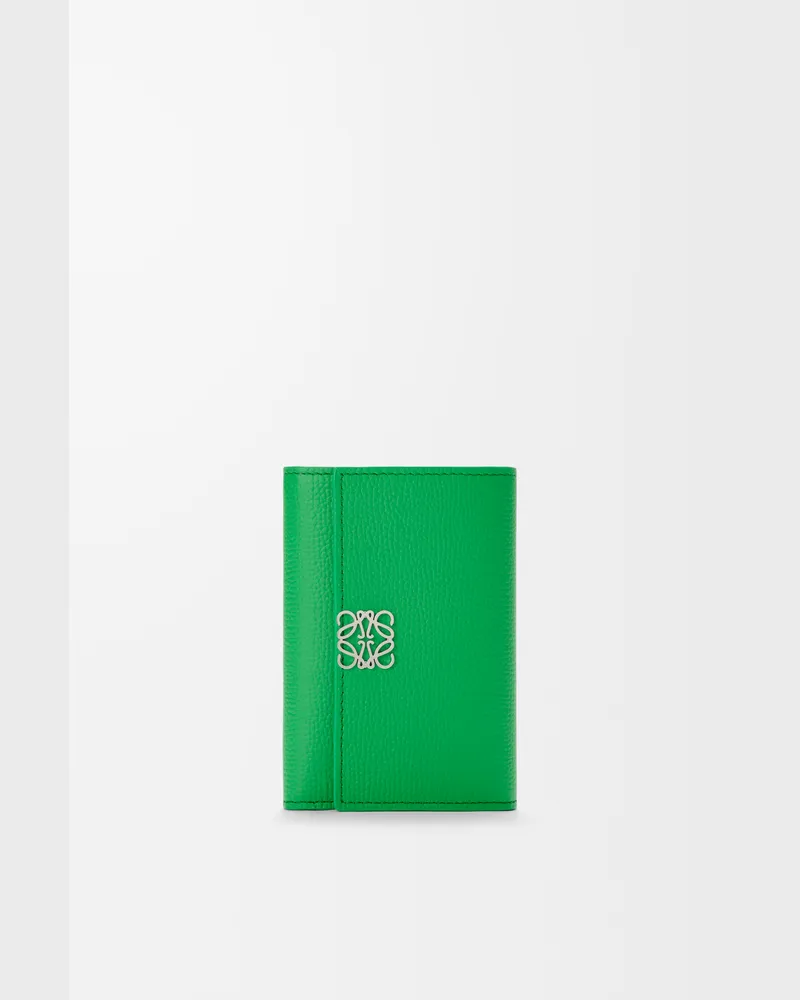 Loewe Anagram Small Vertical Wallet In Pebble Grained Leather skin Mujer Clover