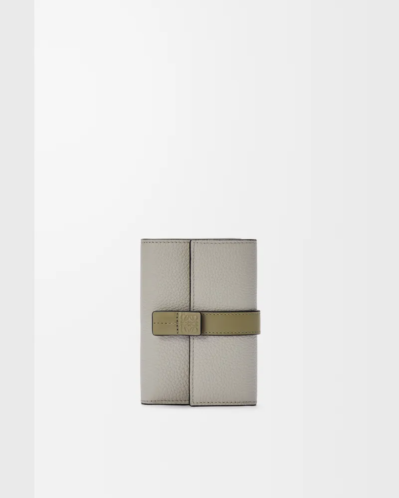 Loewe Small Vertical Wallet In Soft Grained Leather skin Mujer Shell