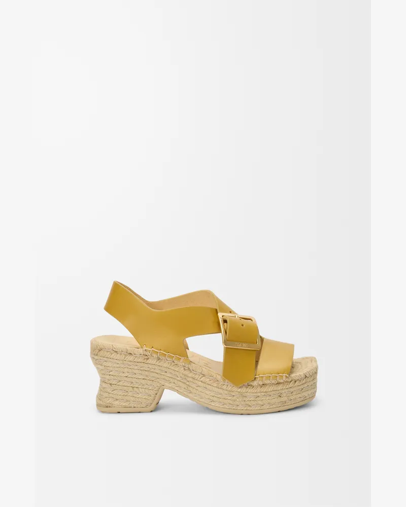 Loewe Petal Espadrille Platform Sandal In Vegetable-tanned Leather skin Size Mujer Ochre