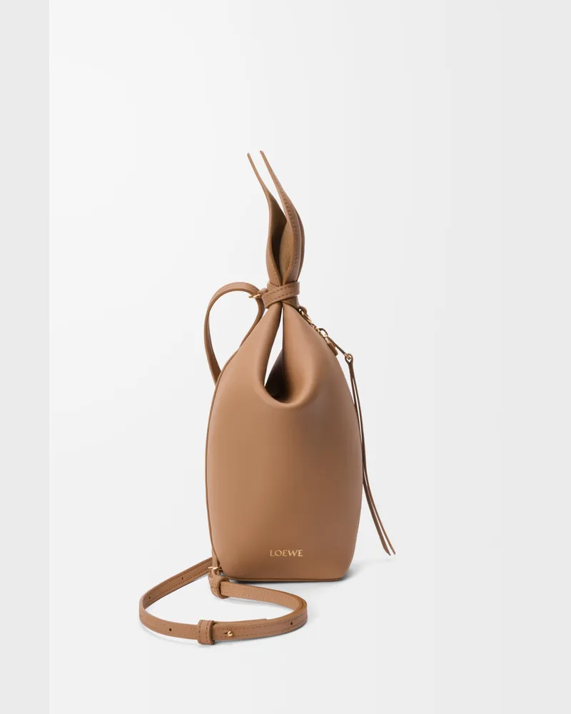 Loewe Scarf Backpack In Leather skin Mujer Mocha