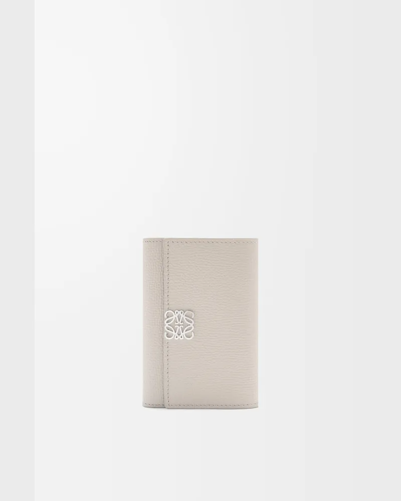 Loewe Anagram Small Vertical Wallet In Pebble Grained Leather skin Mujer Light