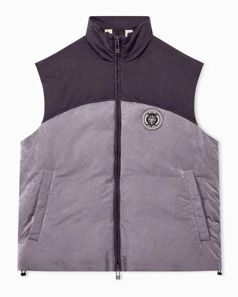 Armani Exchange Regular Fit Weste Crossover mit Stehkragen und Logo-Patch Braun