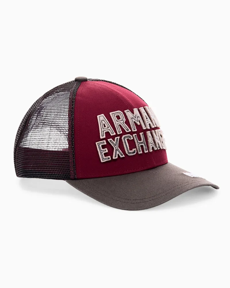 Armani Exchange Trucker-Kappe aus Baumwolltwill mit gesticktem Schriftzug Rot