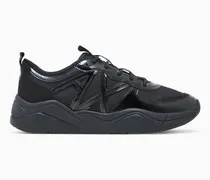 Sportliche Sneaker mit Mesh und dicker Gummisohle
