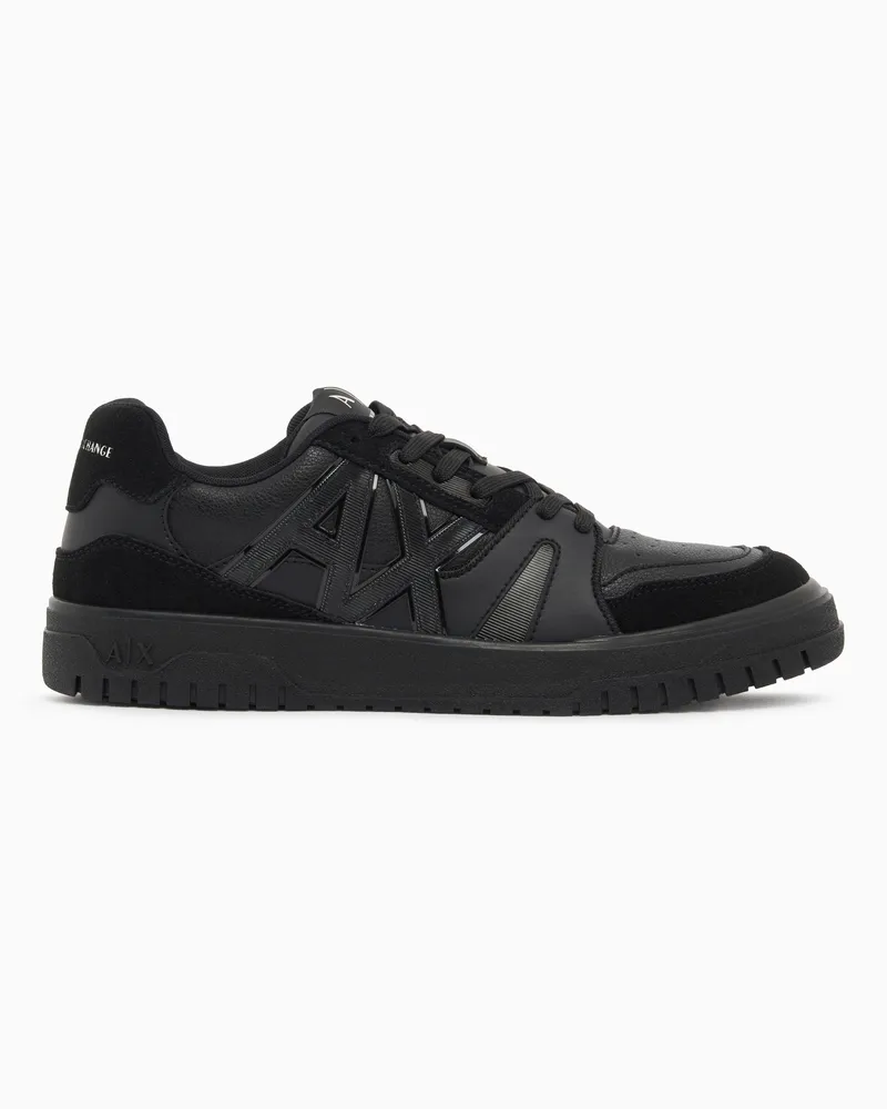 Armani Exchange Sneaker mit Wildledereinsätzen und perforierten Details Schwarz