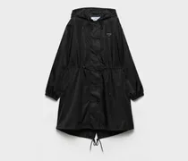 Regenmantel aus Re-Nylon