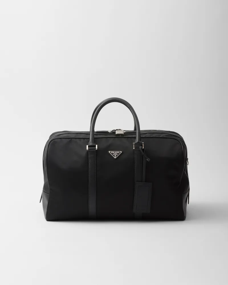 Prada Weekender aus Re-Nylon und Saffiano-Leder Schwarz