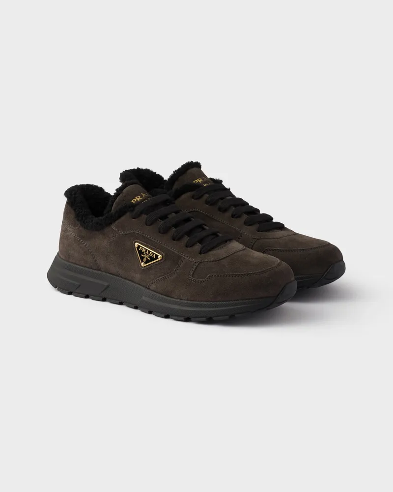 Prada Prax Sneaker aus Wildleder Hämatit