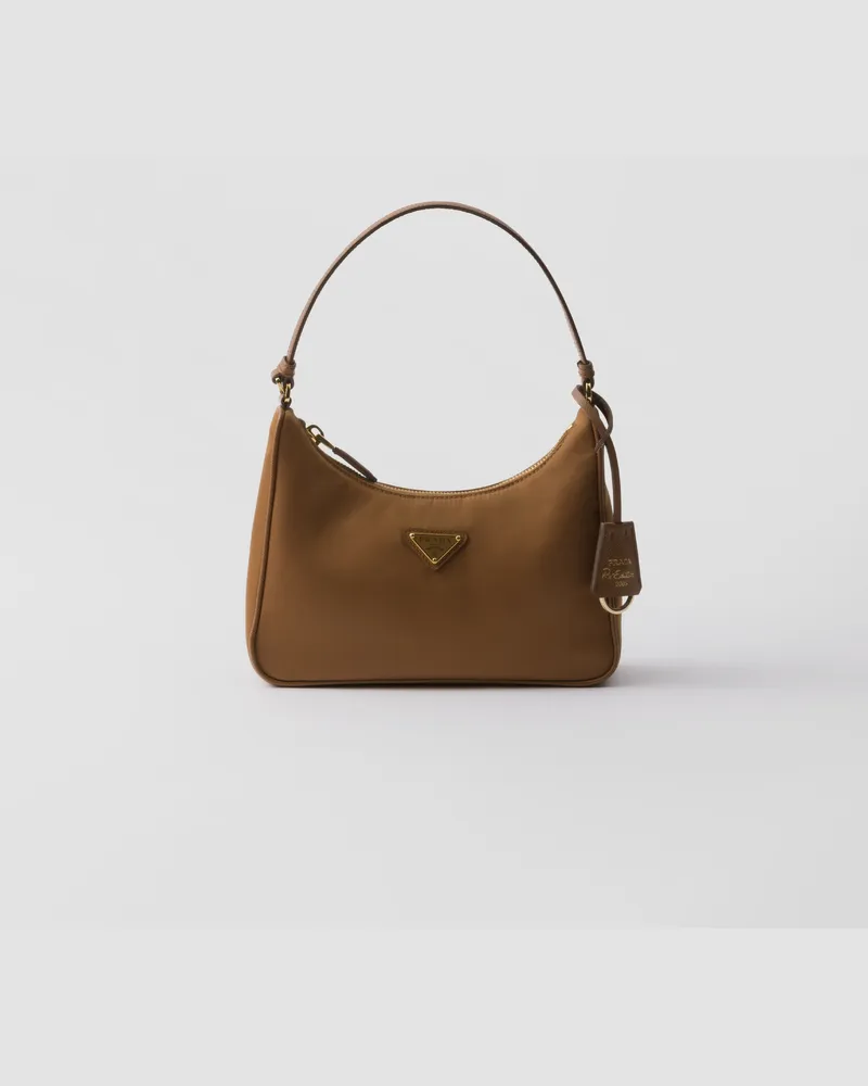 Prada Re-Edition 2005 Mini Bag aus Re-Nylon Brandy