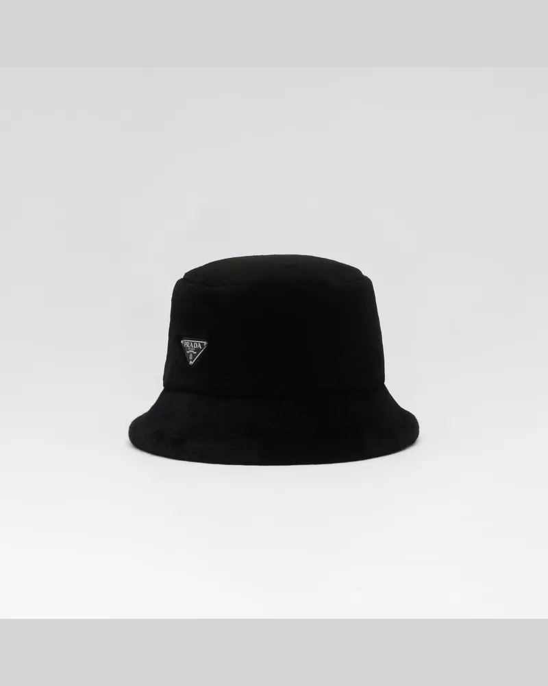 Prada Fischerhut aus Lammfell Schwarz
