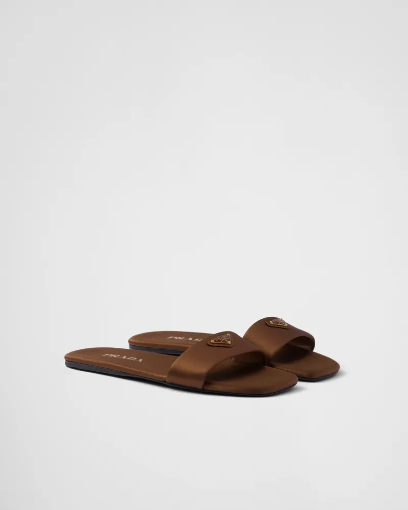 Prada Pantoletten aus Satin Tabak